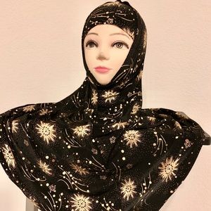Women’s 2pieces Hijab,wraps,one size fits all.NWOT